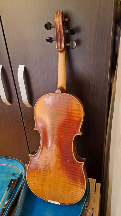 Vand vioara clasica.