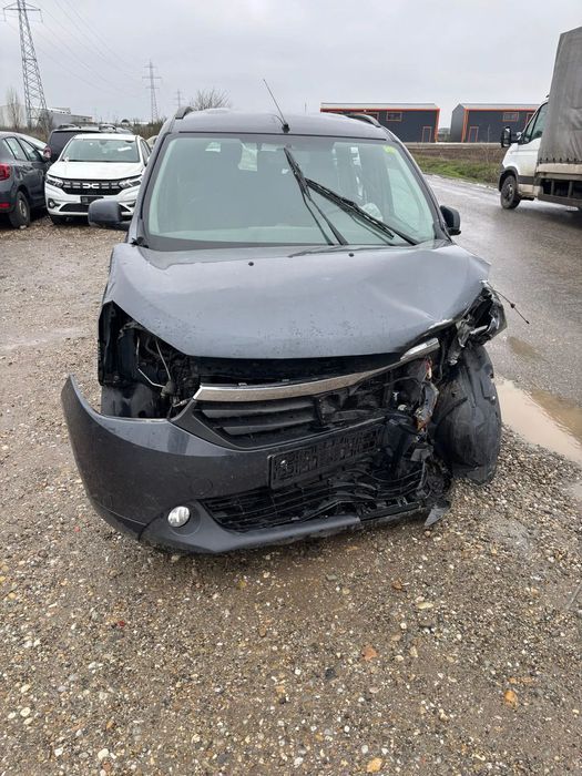 dezmembrez dacia lodgy