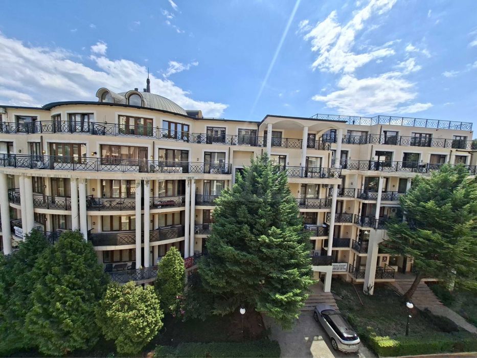 Продава се Тристаен апартамент в Варна, Бриз - 127 кв.м за 17 €/кв.м - Снимка #2