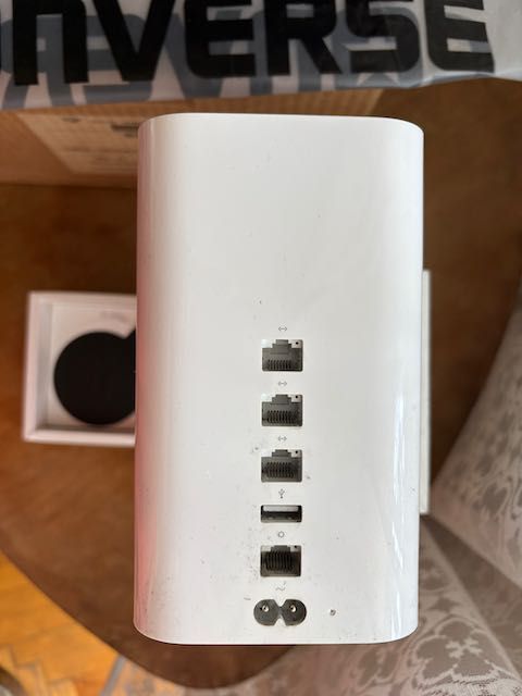 WiFi Рутер/AirPlay Apple AirPort Extreme Base Station