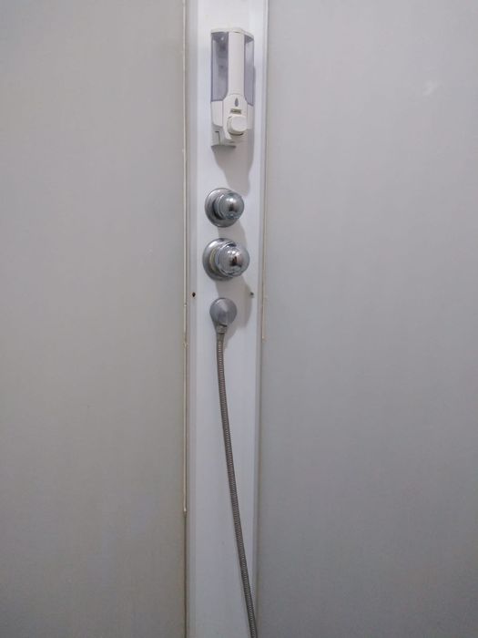 Душавой кабинка тегин