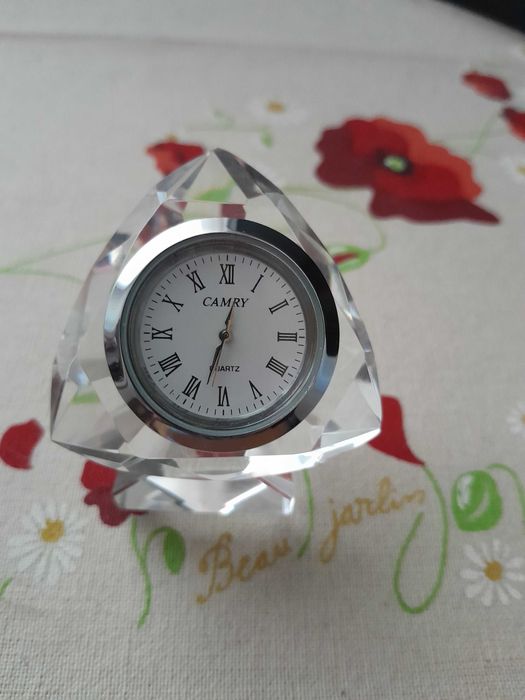 Ceas de masă, cristal, quartz