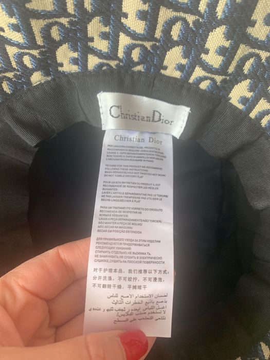 Chanel , Louis Vuitton и Dior шапки