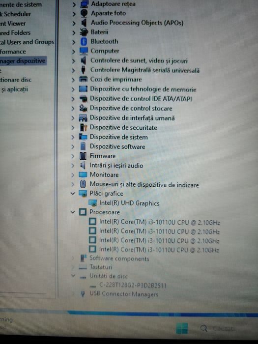Dynabook Tecra A40-G, i3-10110U, 8 GB RAM, SSD 128 GB.