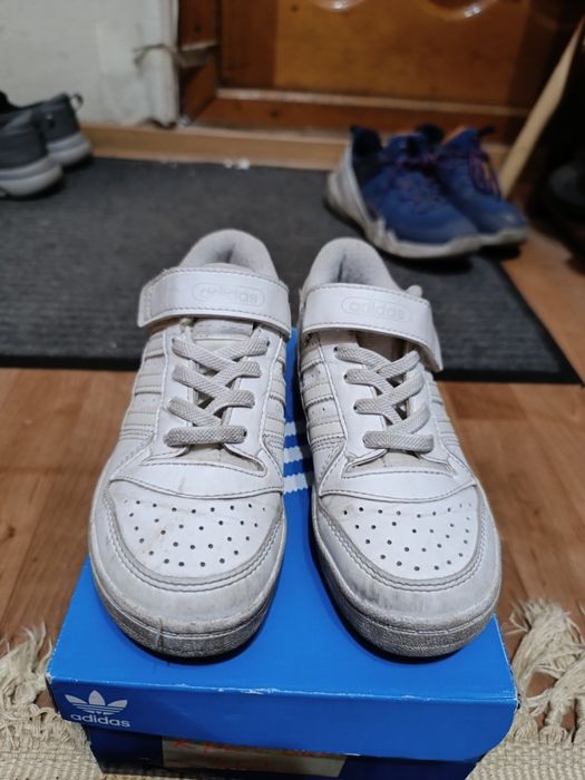 Детские кроссовки adidas