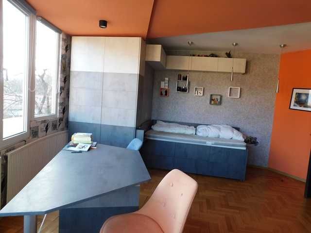 Дава се под наем Четиристаен апартамент в Търговище, Център - 115 кв.м за 459 € - Снимка #4