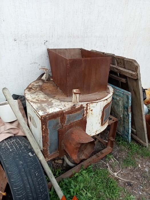 Сенорезка.Сенодробилка