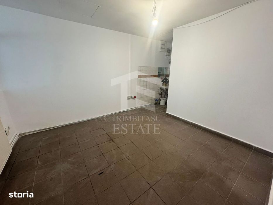 Spatiu Birouri Stradal Calea Vacaresti | VAD Vitrina 8 m
