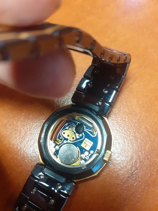 Златен часовник Corum