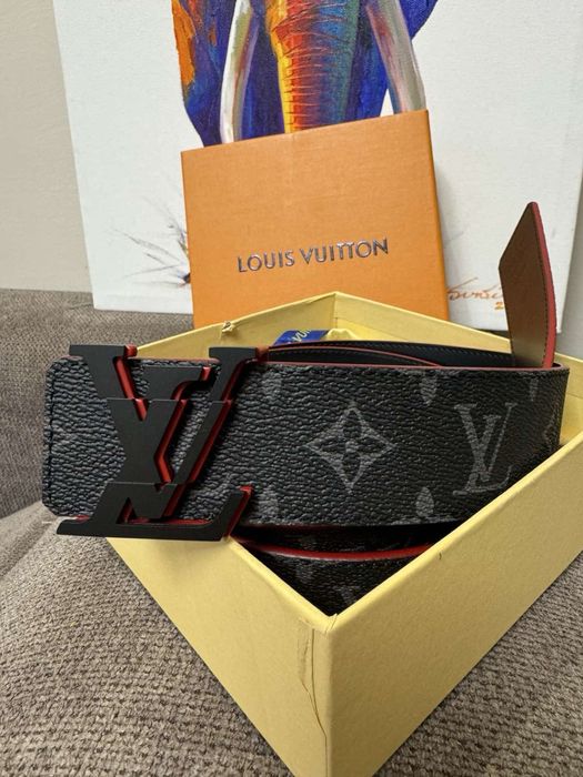 Колани от естествена кожа LV Celine