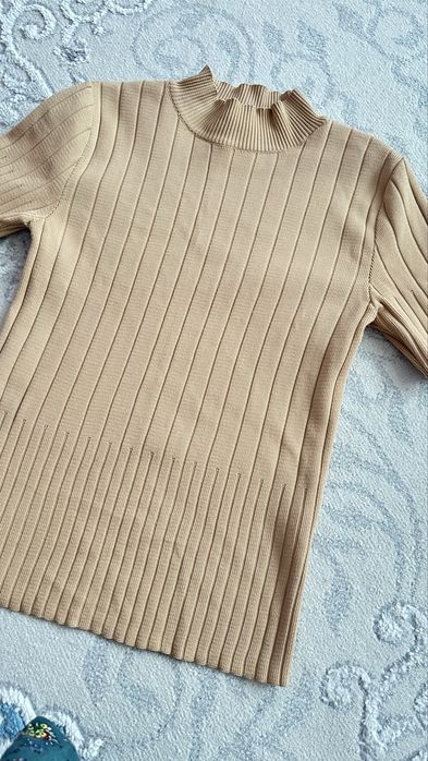 Продам кофту женские