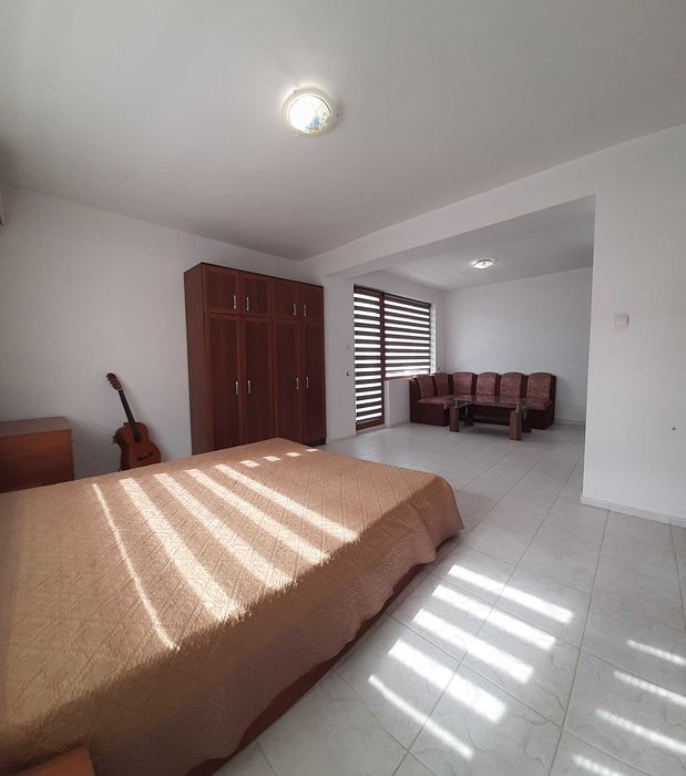 Продава се Многостаен апартамент в Търговище, Център - 300 кв.м за 667 €/кв.м - Снимка #10