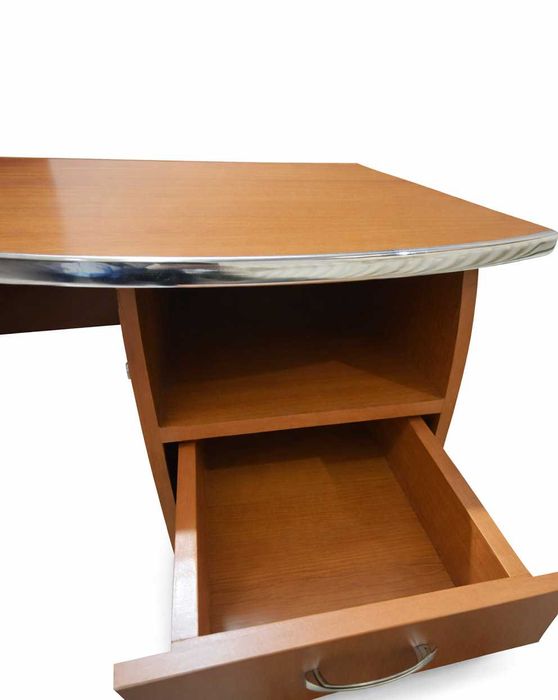 Birou calculator in stare foarte buna