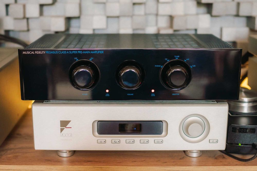 Musical Fidelity Pegasus / A1000 Pure Class A