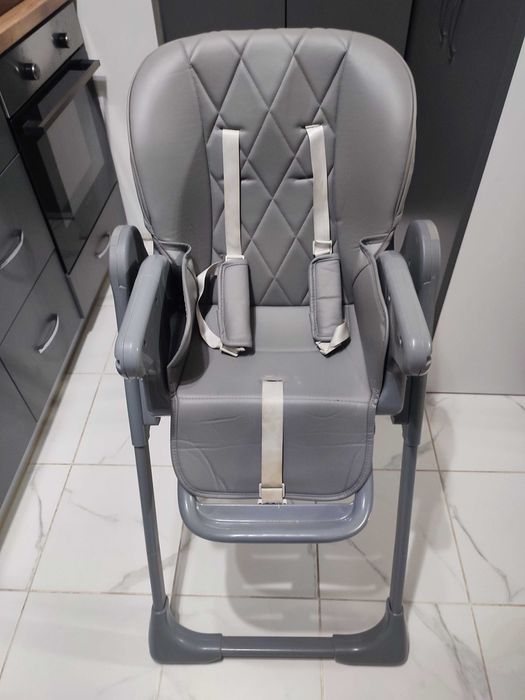 Изключително запазено столче за хранене Kika Bo