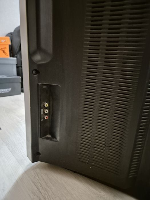 Телевизор LG, рабочий