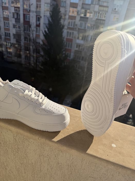 Nike air force white