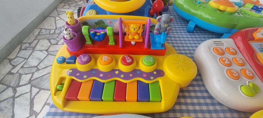 Лот музикални и образователни играчки