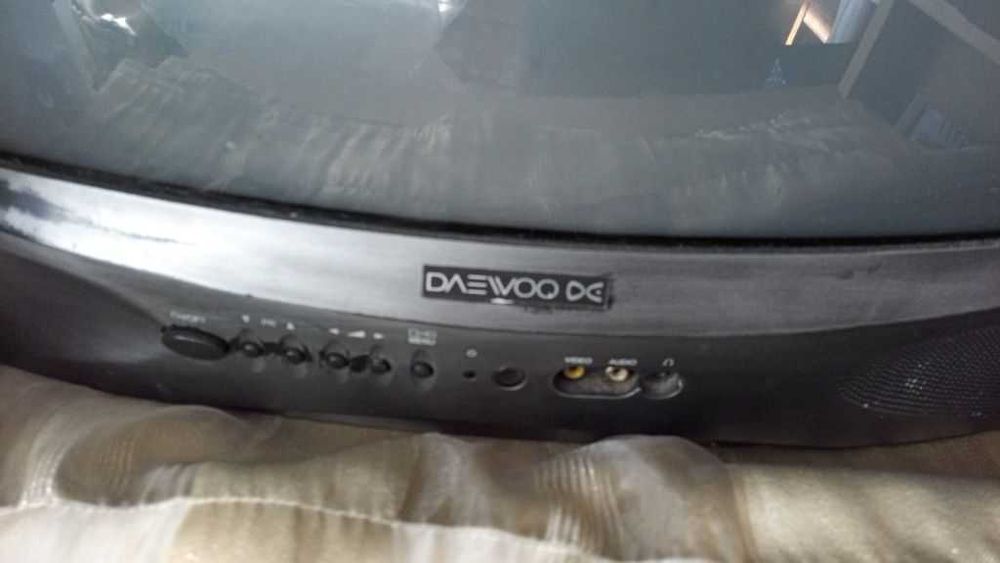 Продаю телевизор