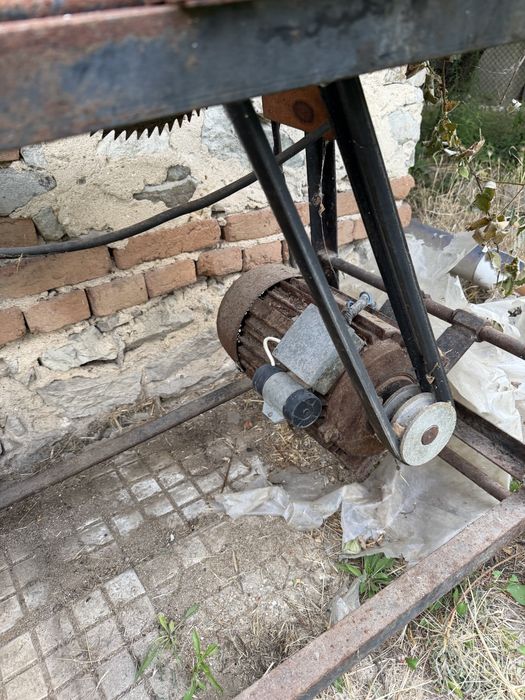 Продавам цирколяр само за гоце делчев вземане на место