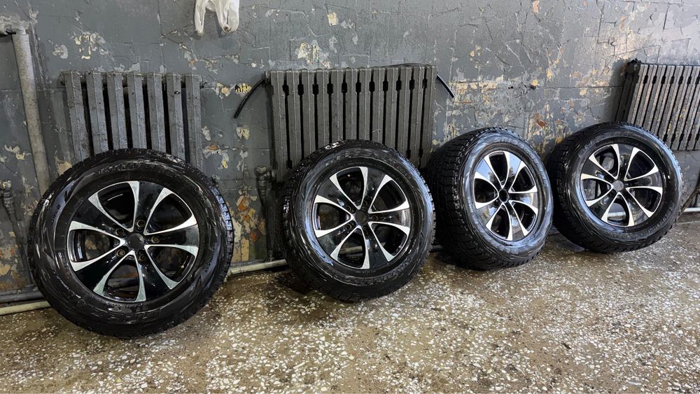 Bridgestone Blizzak 285/60 R18
