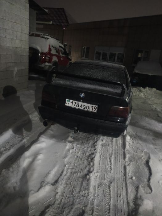 Продам БМВ 325 М52 95год