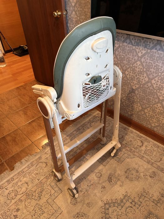 Детский стульчик для кормления