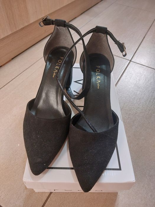 Pantofi eleganti cu toc