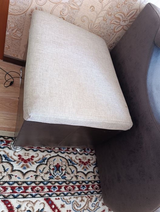 Продам диван+кресло-кровать+пуфик