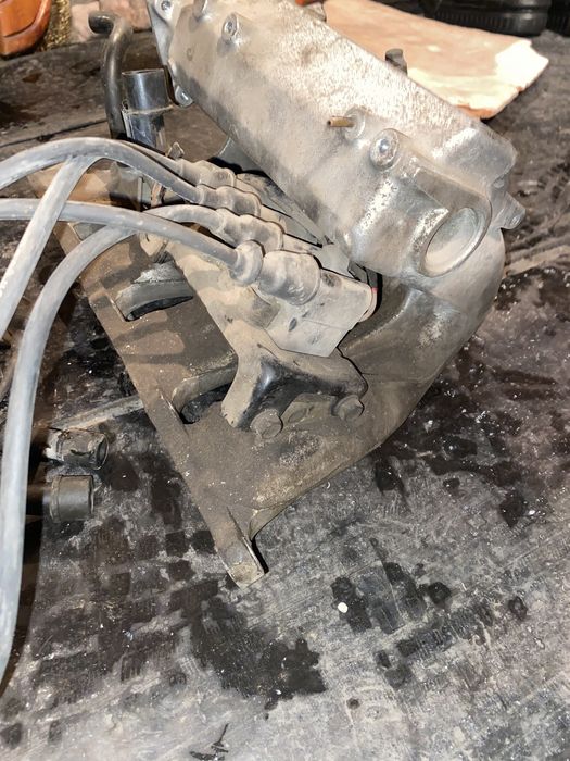 Продам запчасти на Mitsubishi RVR