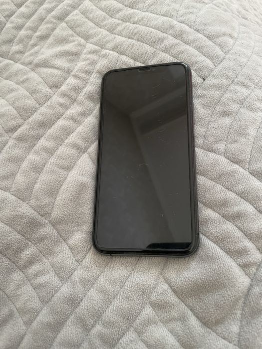Продам iPhone 11 pro