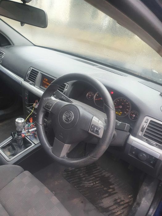 Fata completa / Piese dezmembrari  Vectra C Facelift 1.9 diesel 150CP