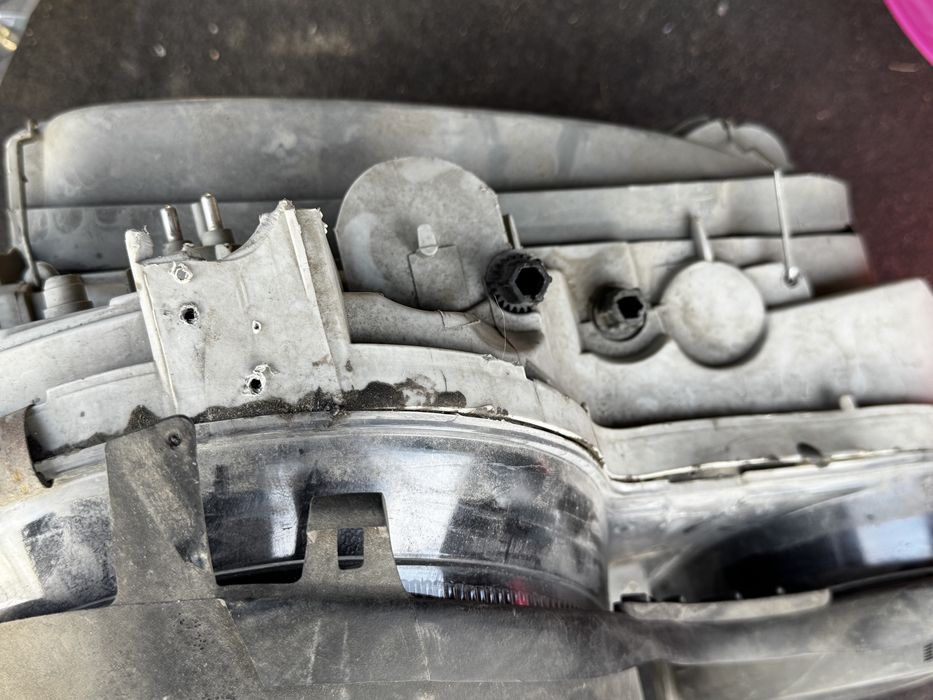 Фары мерс 210 дорест 1996 год