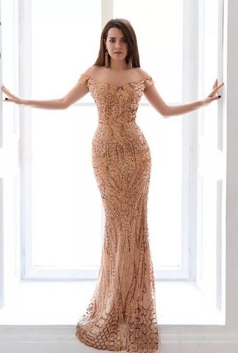 Платье вечернее длинное