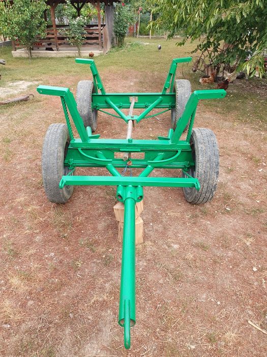 Vând caruță dupa tractor