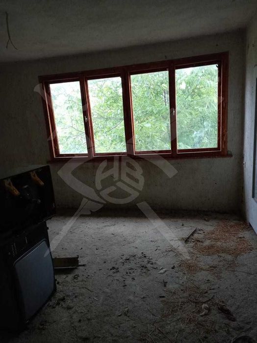 Продава се Къща в с. Татарево, Област Пловдив - 360 кв.м за 189 €/кв.м - Снимка #4