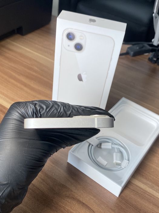 iPhone 13• 128 GB • Starlight