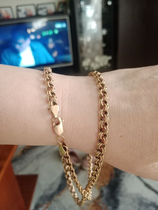 Продам золотую цепочку