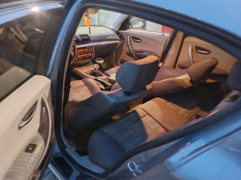 Vand Bmw seria 1 sau schimb