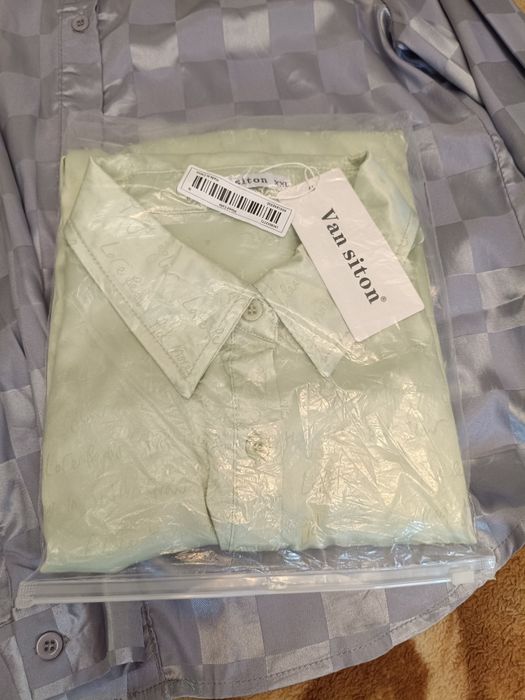 Продам две рубашки