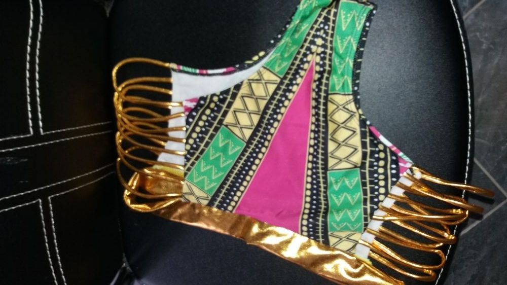 Costum de baie auriu cu talia inalta imprimeu boho