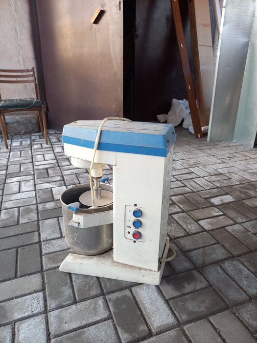 Тестомес для кулинарного дела