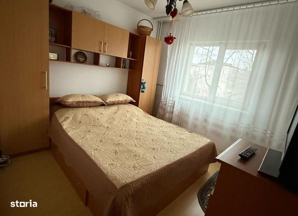 Apartament 2 camere Podul de Fier , 46 metri, etaj 3 Cod:162396 — fotografia 1