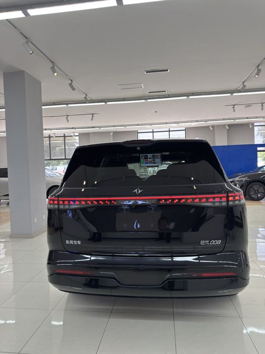 Donfeng 008 Restyling 2026 Gibrid Qora Oq Stalnoy Yashil bor