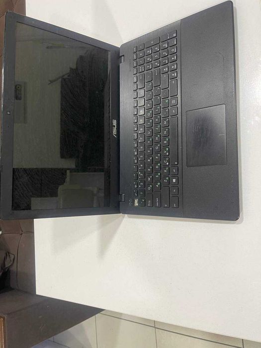 ASUS X540SA ofisnoy noutbuk, holati qulay