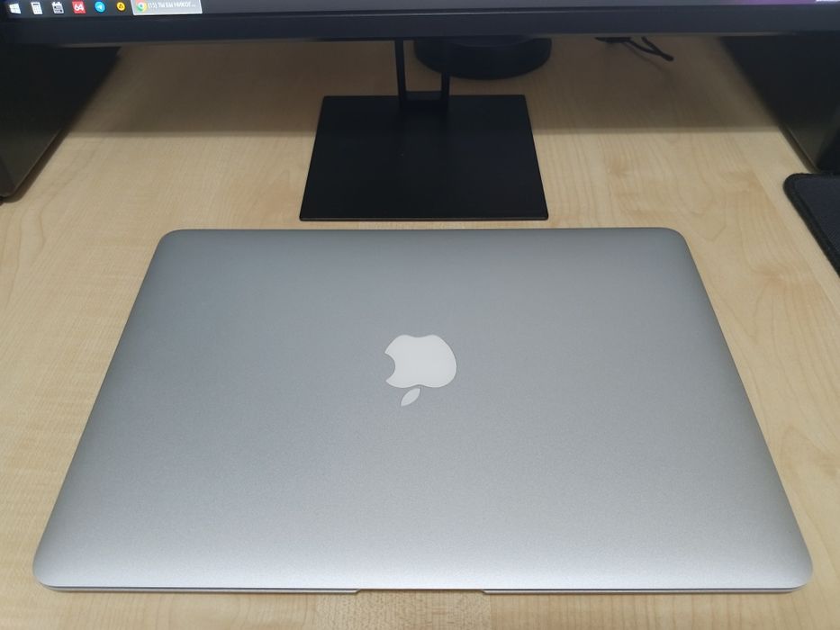 Apple MacBook Air 2015 13,3"/ CORE i5-5250U/ 4GB DDR3 / 128GB PCIe SSD