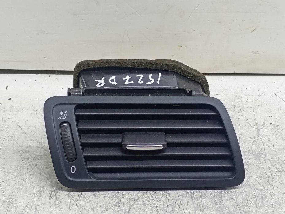 Grila ventilatie bord 3C1819702F Volkswagen Passat CC 1 (2008 - 2012) 2.0 CBAA