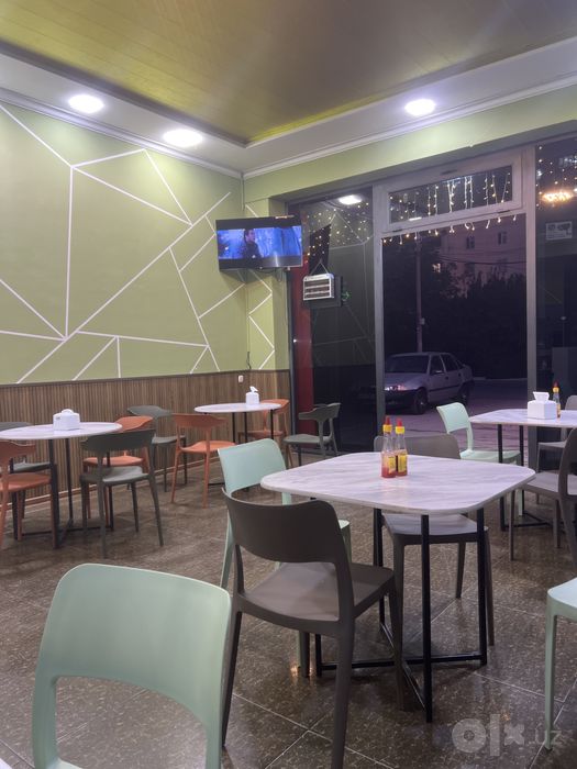 Tayyor fast fud biznesi sotiladi.