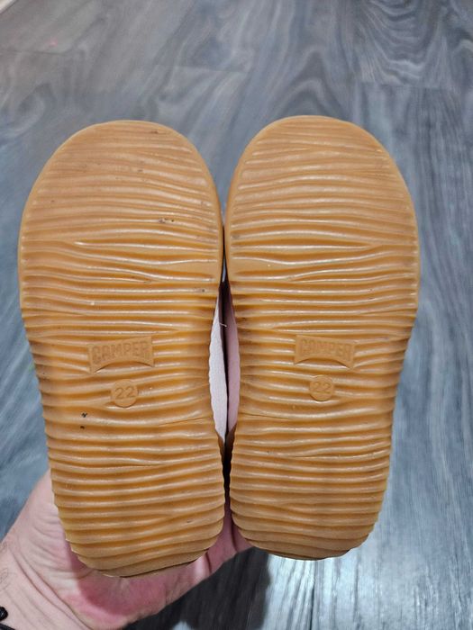 Pantofi din piele pentru copii Camper marime 22 purtati foarte putin