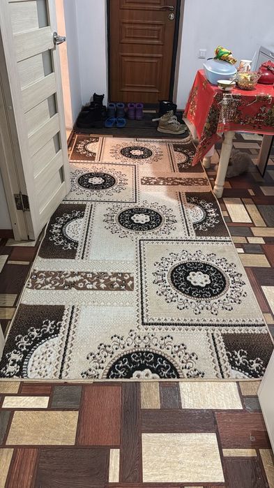 Продам ковровую дорожку